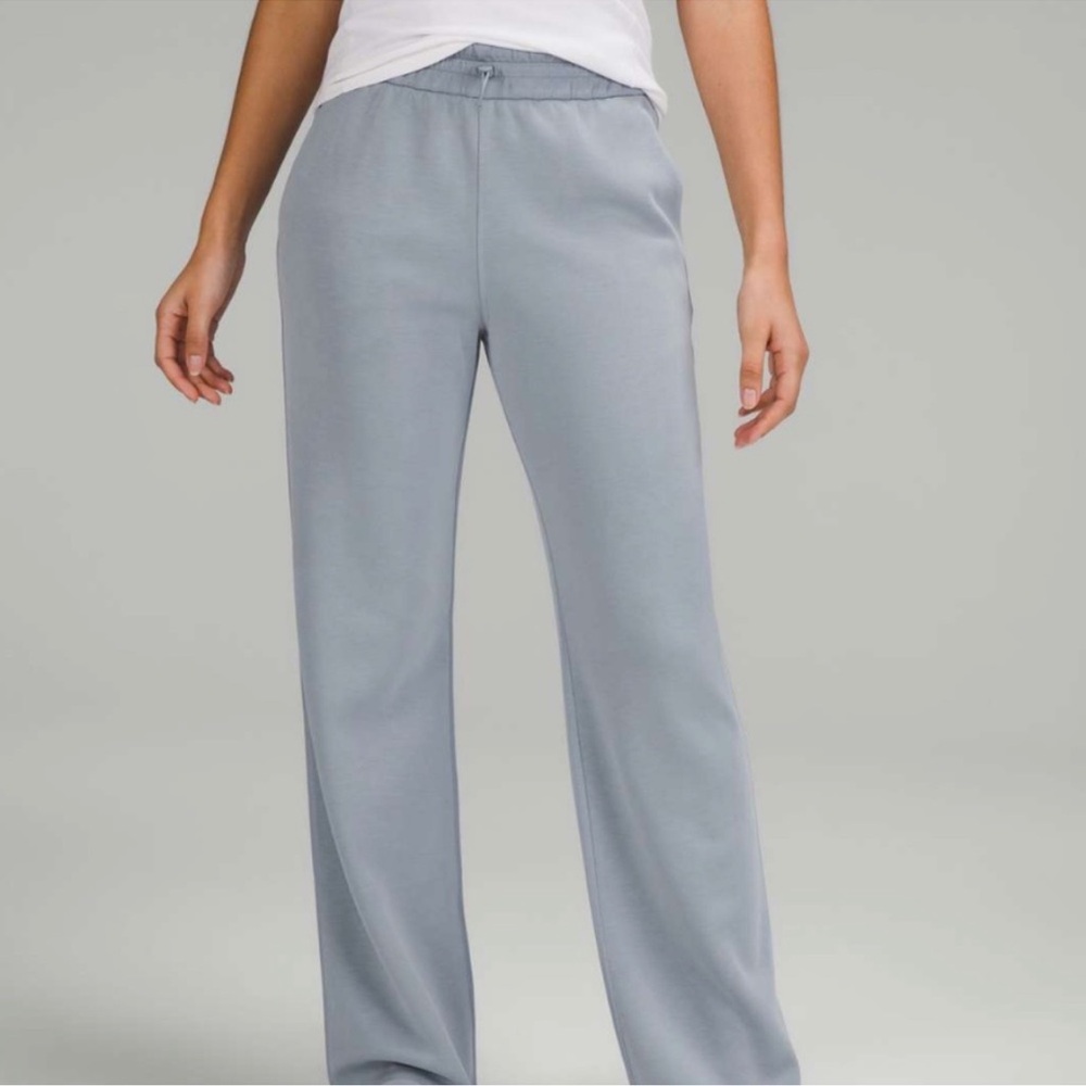 Softstreme High-Rise Pant *Full Length - light blue chambray